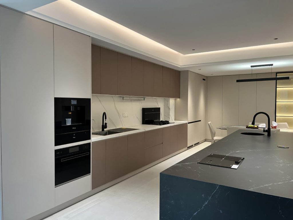 Modern Light Luxury Kitchen Island Cabinet with Sintered Stone Waterfall Top | Custom Integrated Kitchen Cabinets