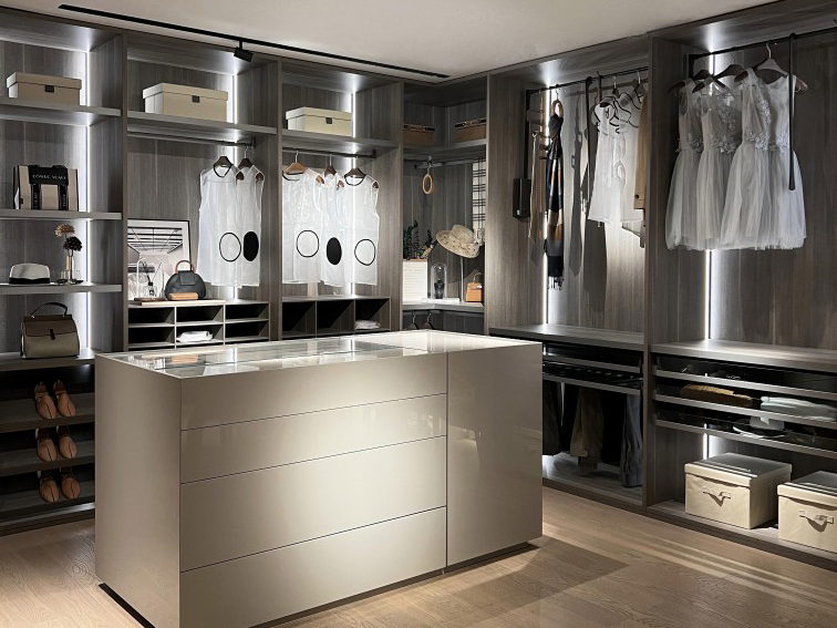 Wardrobes4