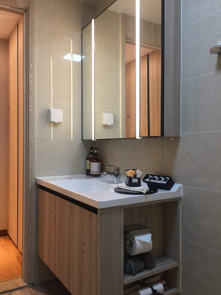 Bathrooms10