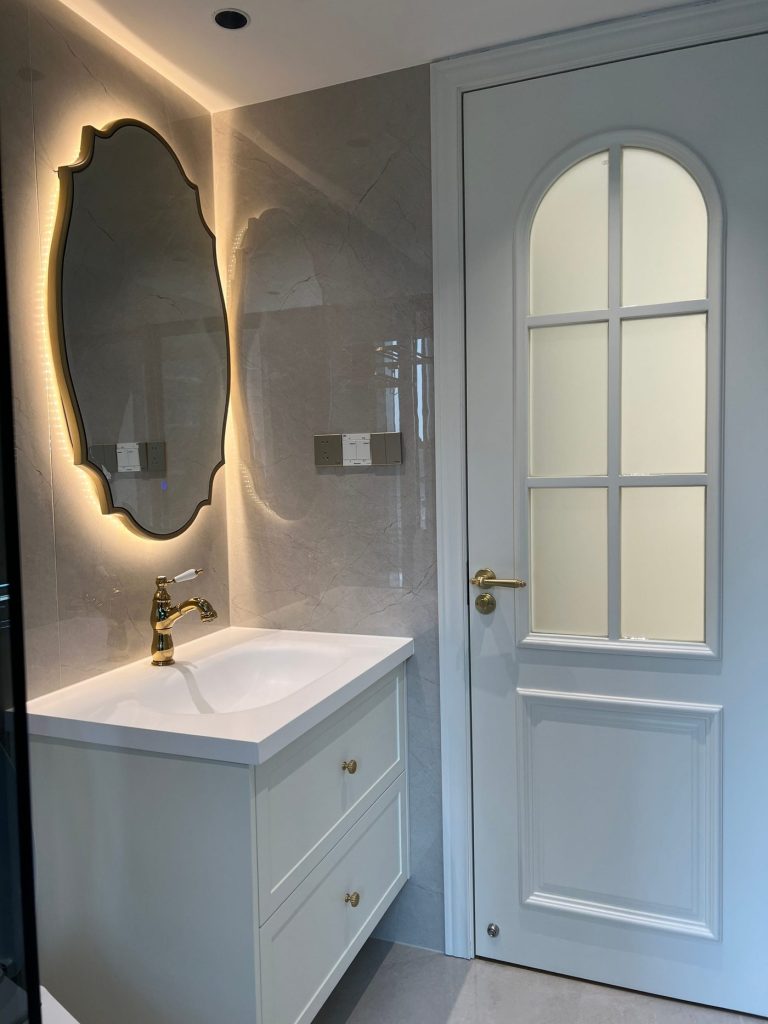 Bathrooms4